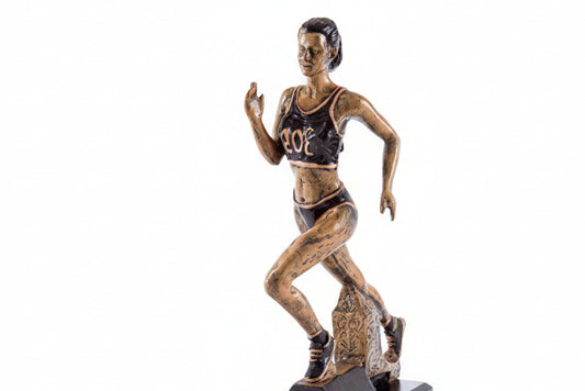 Trofeo Atletismo Corredora Femenino Resina-detalle