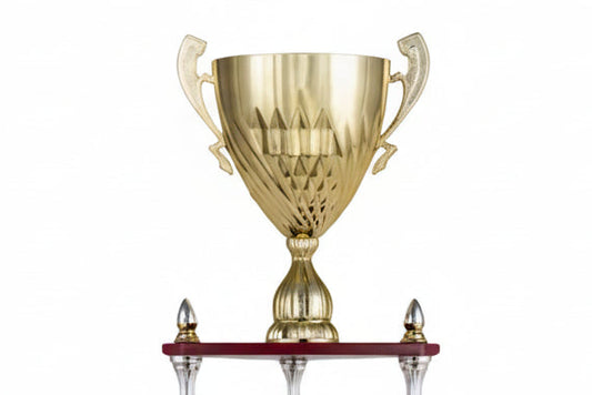 Trofeo Gran Copa Dorada con 3 Columnas Helicoidales y Base de Madera-detalle copa