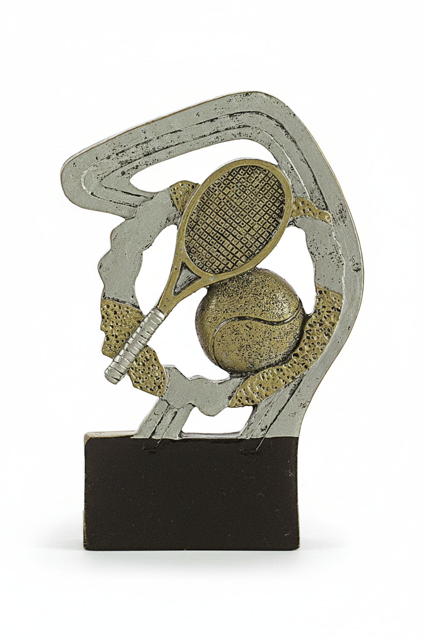 Trofeo Tenis Plateado y Dorado con Raqueta y Pelota sobre Marco Calado y Base Negra 12 cm