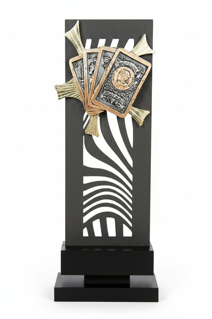 Placa Trofeo Cartas sobre Fondo Rayado Calado
