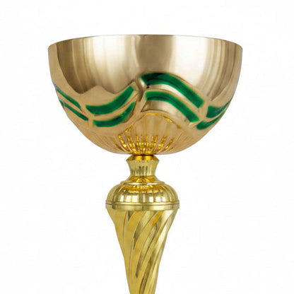 Copa Dorada con Ondas Verdes y Tallo Torsionado sobre Mármol-detalle