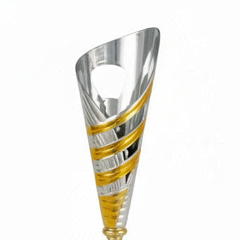 Copa de Gala Plateada con Corona de Puntas Doradas-detalle