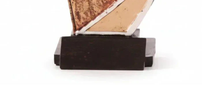 Trofeo Atletismo Masculino Benavente en Resina - TROFEOS ROBLES 