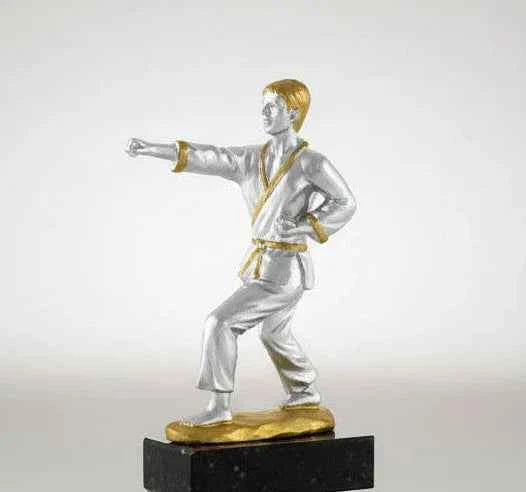 Trofeo Kárate Plateado y Dorado