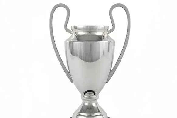 Trofeo Copa Champions Plateada Réplica