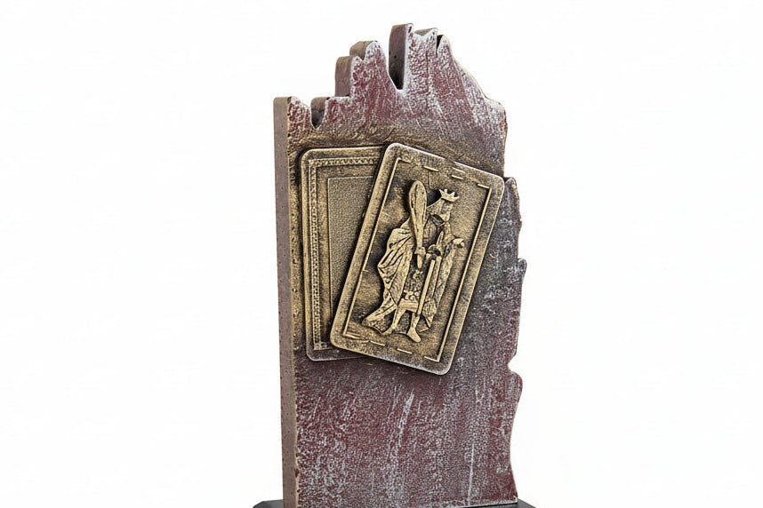 Trofeo Cartas Relieve-detalle
