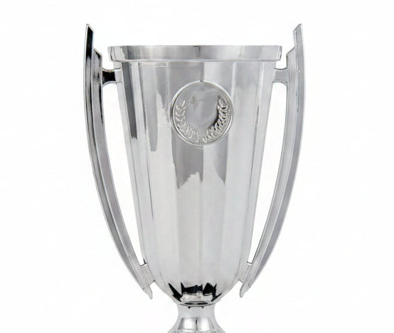 Trofeo Copa Clásica Plateada con Emblema de Laurel-detalle