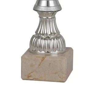 Trofeo Copa Plateada con Orla de Laurel, Estela Azul con Estrellas y Peana de Mármol-detalle base