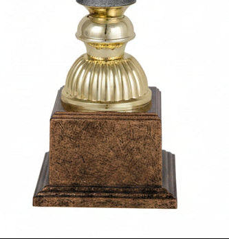 Trofeo Figura Bronce con Forma de Lira, Disco Plateado y Estrella Dorada sobre Peana Mármol-detalle base