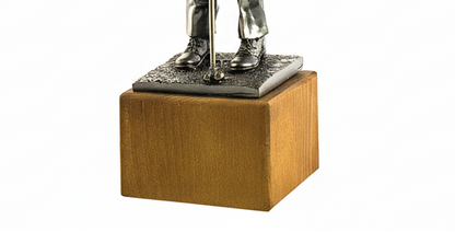 Trofeo Golf Jugador Putting-detalle base