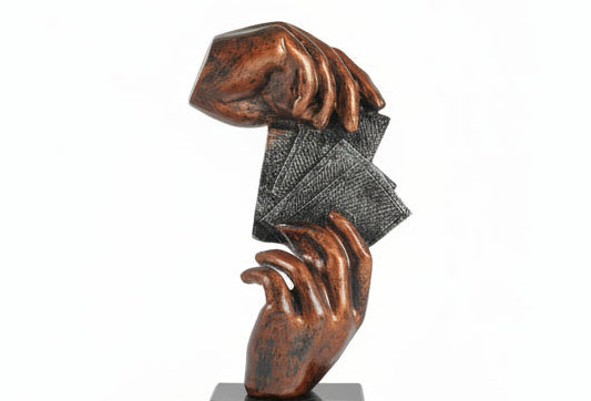 Trofeos cartas manos-detalle